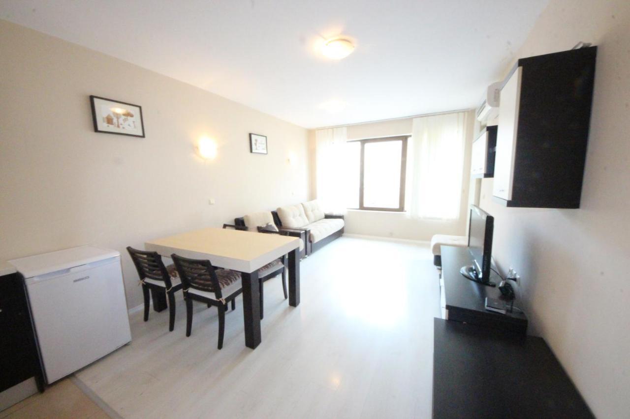 Menada Horyzont Apartments Sosopol Exterior foto
