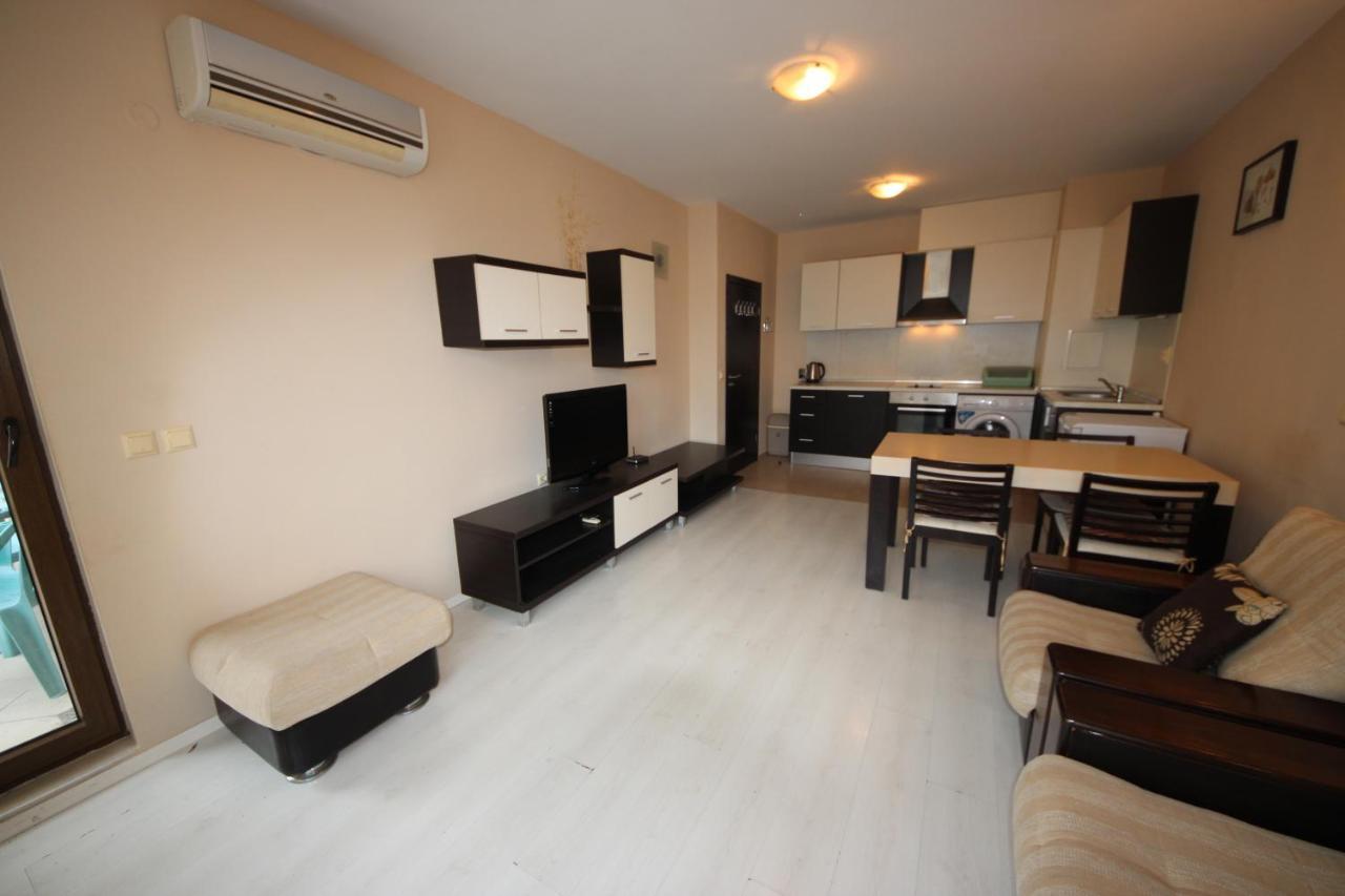 Menada Horyzont Apartments Sosopol Exterior foto