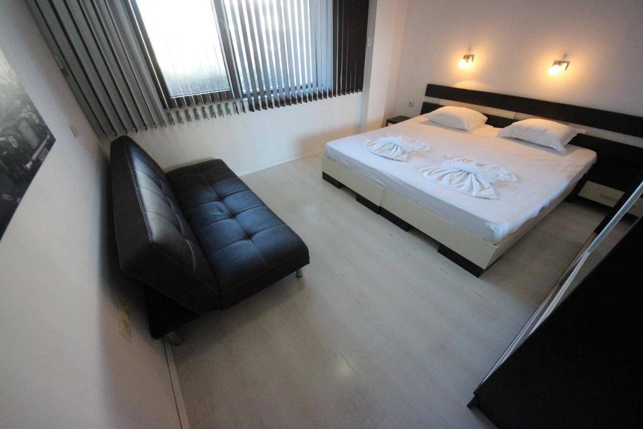 Menada Horyzont Apartments Sosopol Exterior foto