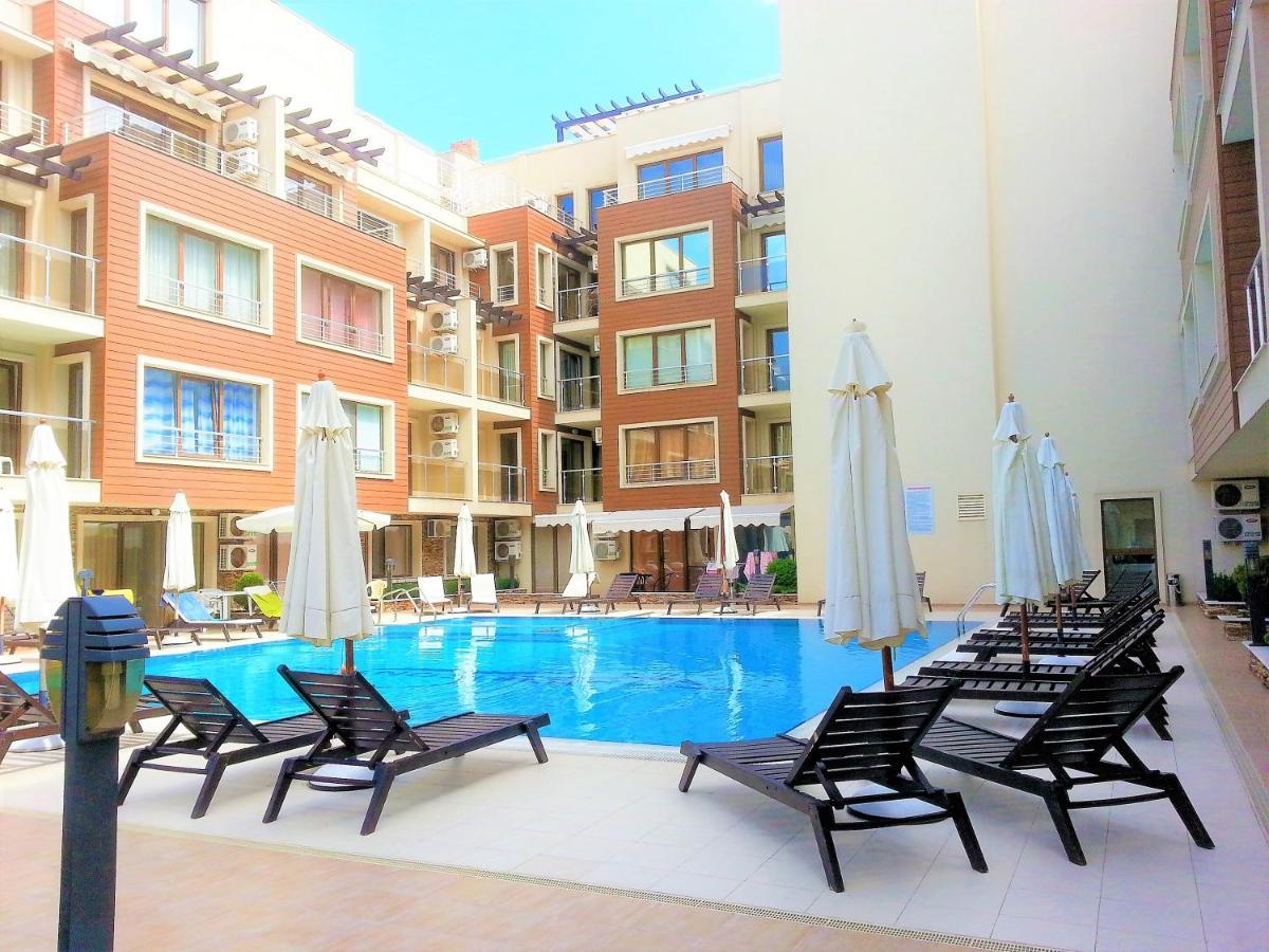 Menada Horyzont Apartments Sosopol Exterior foto