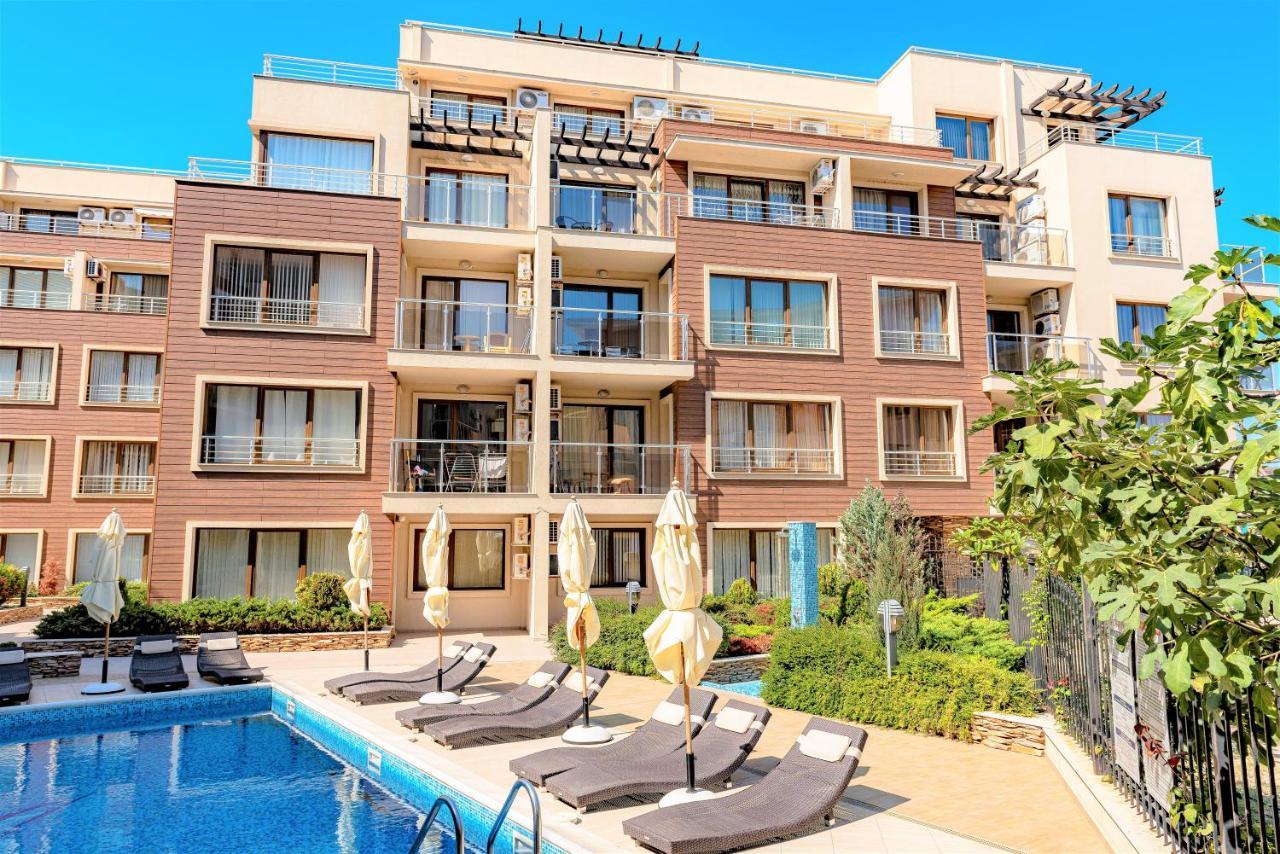 Menada Horyzont Apartments Sosopol Exterior foto