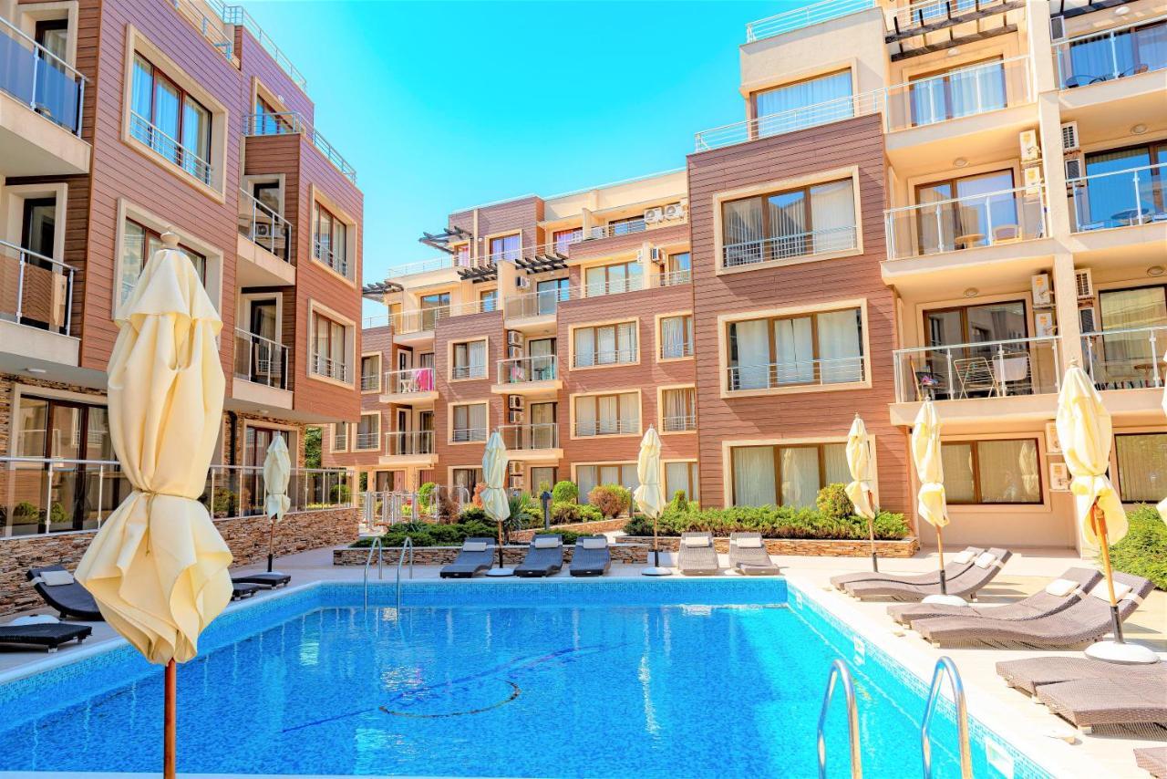Menada Horyzont Apartments Sosopol Exterior foto
