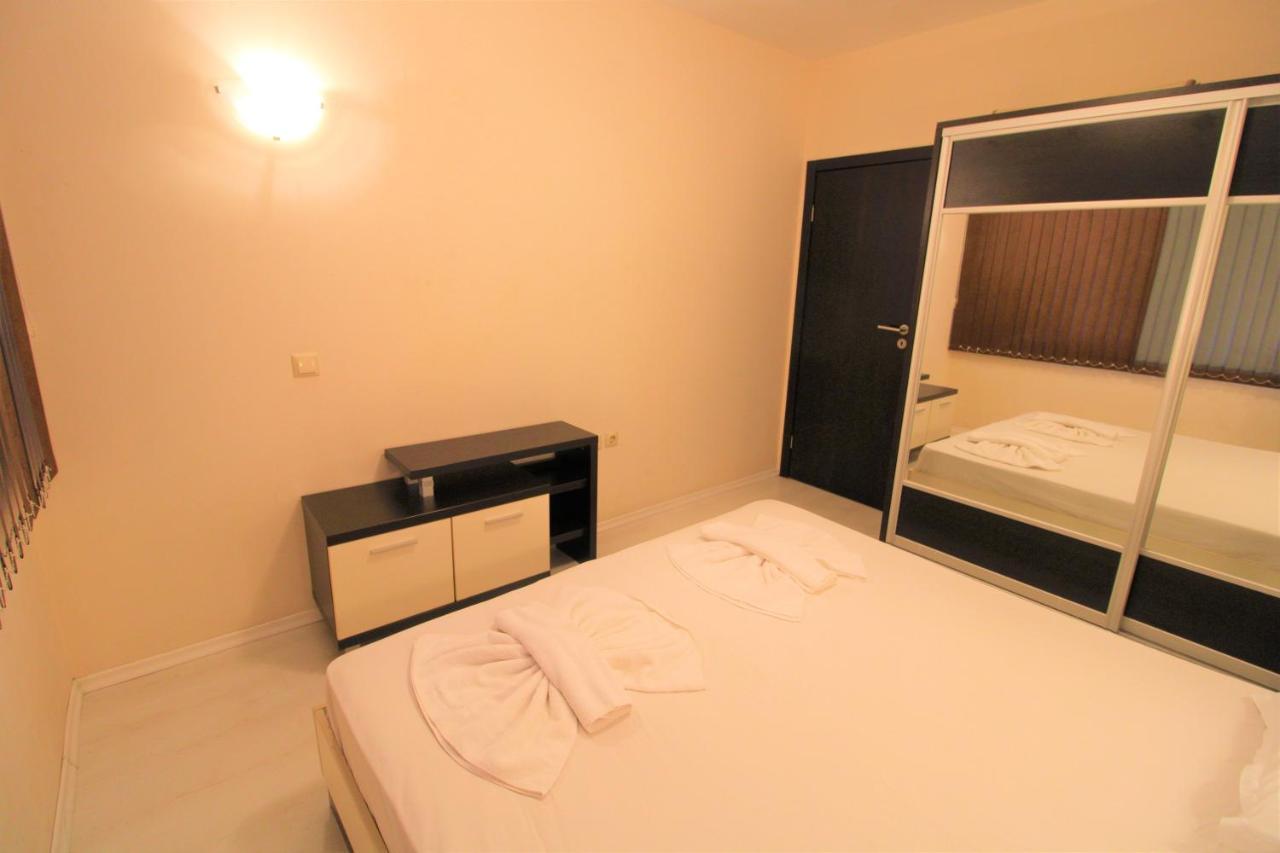 Menada Horyzont Apartments Sosopol Exterior foto