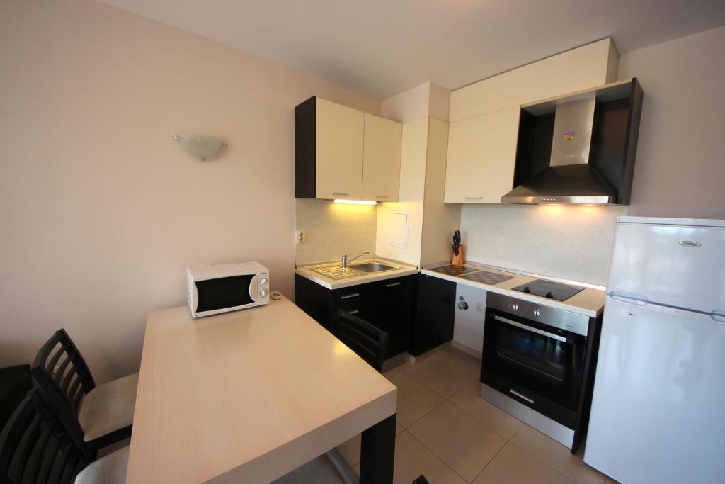 Menada Horyzont Apartments Sosopol Zimmer foto