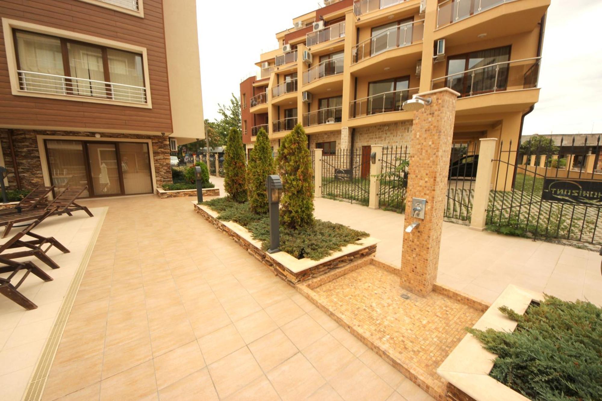 Menada Horyzont Apartments Sosopol Exterior foto